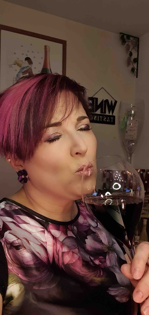 Fine Wine Tasting with Nibbles: 94+ POINTS FROM ROBERT PARKER JR